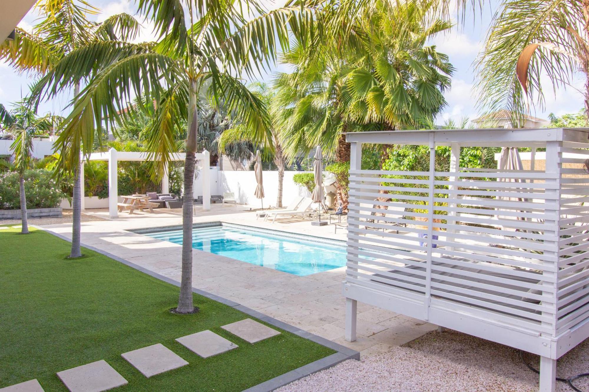 Goudhaen Luxury Private Apartments Jan Thiel Beach Exterior foto